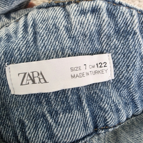 Zara Distressed Dungaree Denim Shorts - Picture 3 of 4